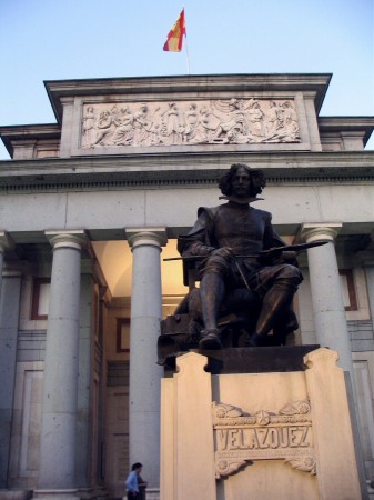 Вход в Музей Прадо Памятник Диего Веласкесу