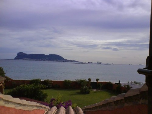 1-я линия моря Дом Вилла  Альхесирас Algeciras вид на Гиблартар Gibraltar