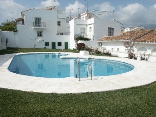 Дом Танхаус Townhouse  Фуэнхирола Fuengirola  Коста дель Соль Малага с видом на море