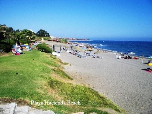 Студия 37 м2, урбанизация на 1-й линии моря, идеальная недвижимость для отдыха для 2-3 человек, сад, бассейн . 