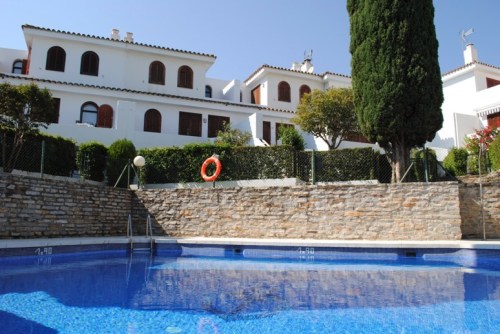 Дом таунxаус, 400  метров от моря  , с видом на море Эстепона Estepona ,  Косталита Costalita