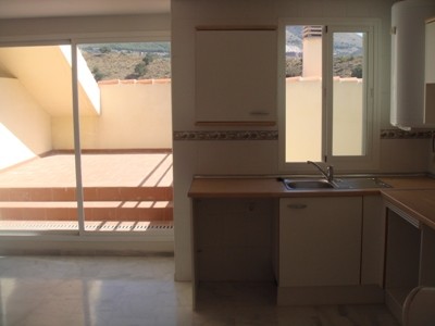 Новые дома Таунxаусы Townhouse  Фуэнхирола Fuengirola  на Коста дель Соль Costa del Sol провинция Малага Malaga Испания 