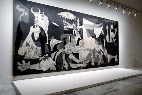 Пабло Пикассо Pablo Ruiz Picasso "Герника Guernica" 1937 год Музей Королевы Софии Мадрид Испания
