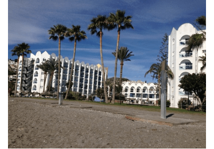 Продажа недвижимости и бизнеса в Испании - Апартаменты на продажу 1-я линия моря , Коста дель Соль, провинция Малага, город Нерха Nerja