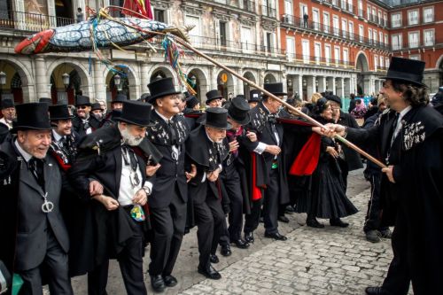 Туры на Карнавал в Мадрид . Карнавал в Мадриде в 2019 году пройдет с 1 по 6 марта 2019 года.