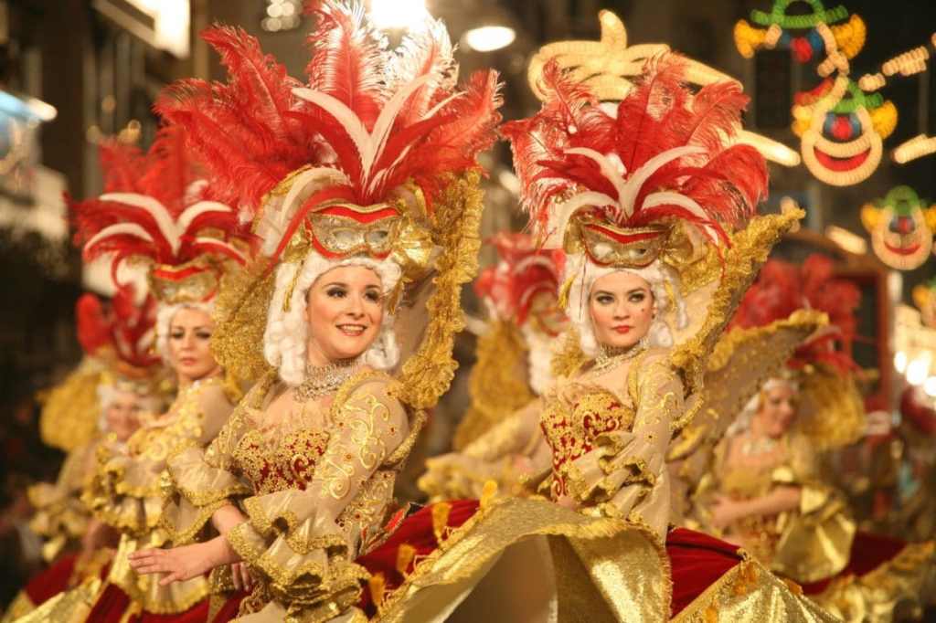 Туры на Карнавал в Мадрид . Карнавал в Мадриде в 2020 году пройдет с 21 по 26 февраля 2020 года.