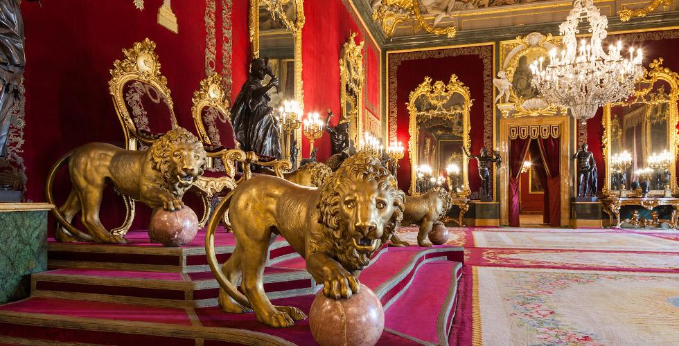 Индивидуальные и групповые экскурсии в Королевский Дворец в Мадриде.  Тронный  Зал.