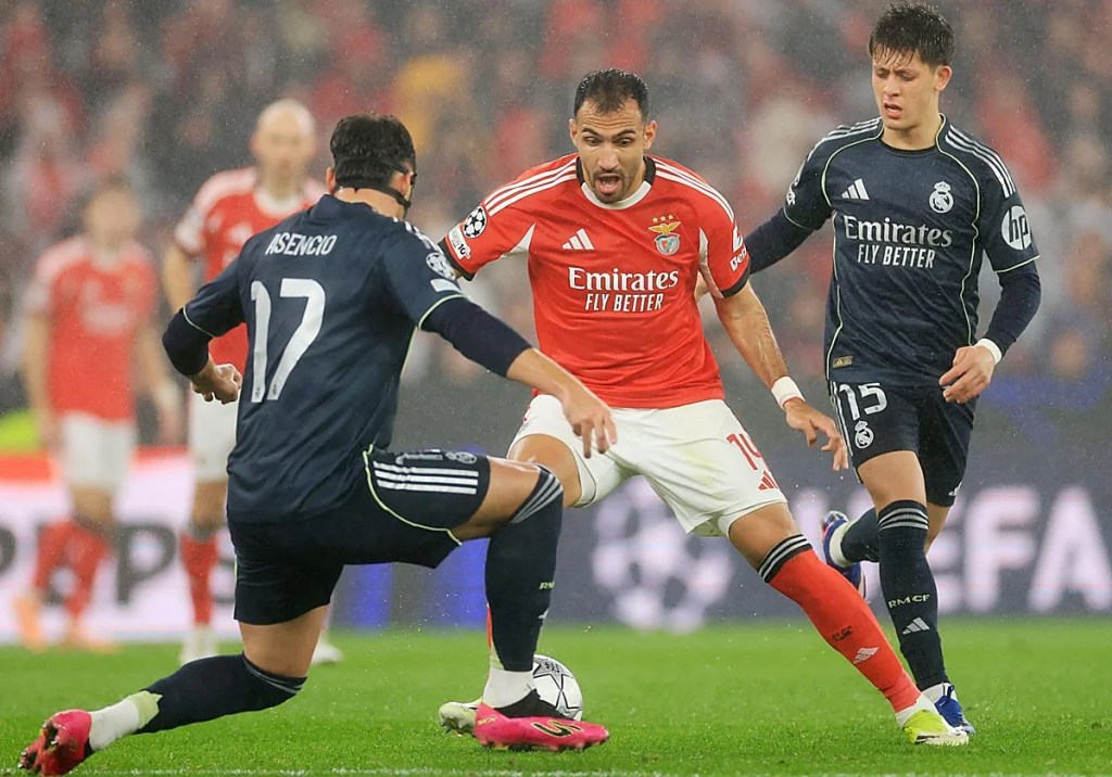 Купить билеты на футбол Лига Чемпионов сезон 2025-2026 г. Реал Мадрид - Бенфика , 25 февраля 2026 года, в Мадриде.